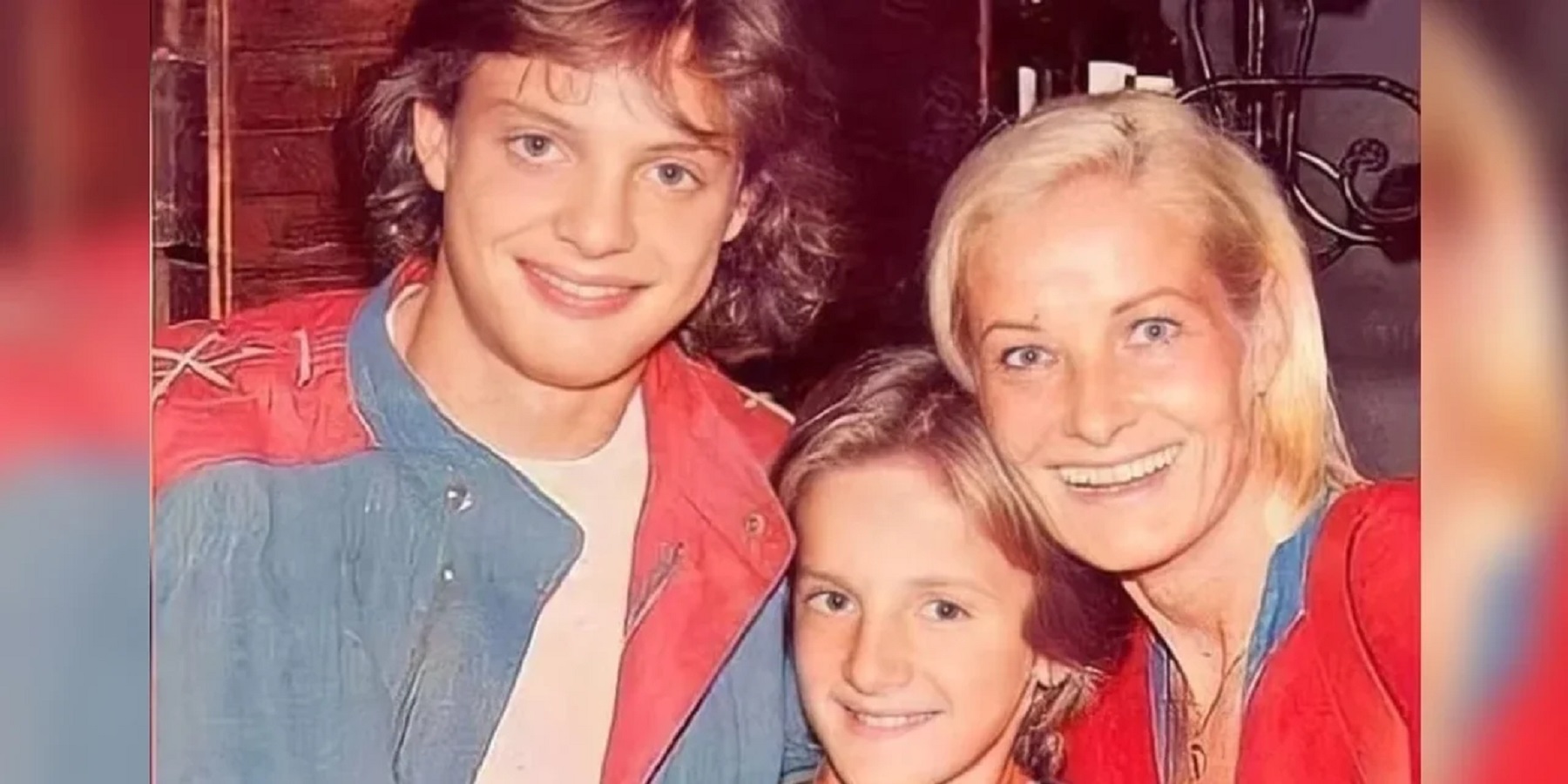 Luis Miguel junto a Marcela Basteri, y su hermano Alejandro Basteri. 
