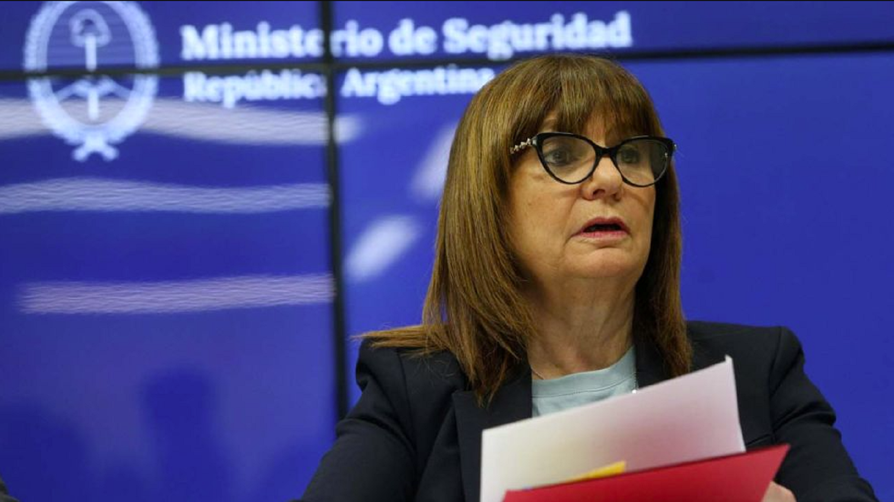 La ministra de Seguridad puso en marcha el ciberpatrullaje. 