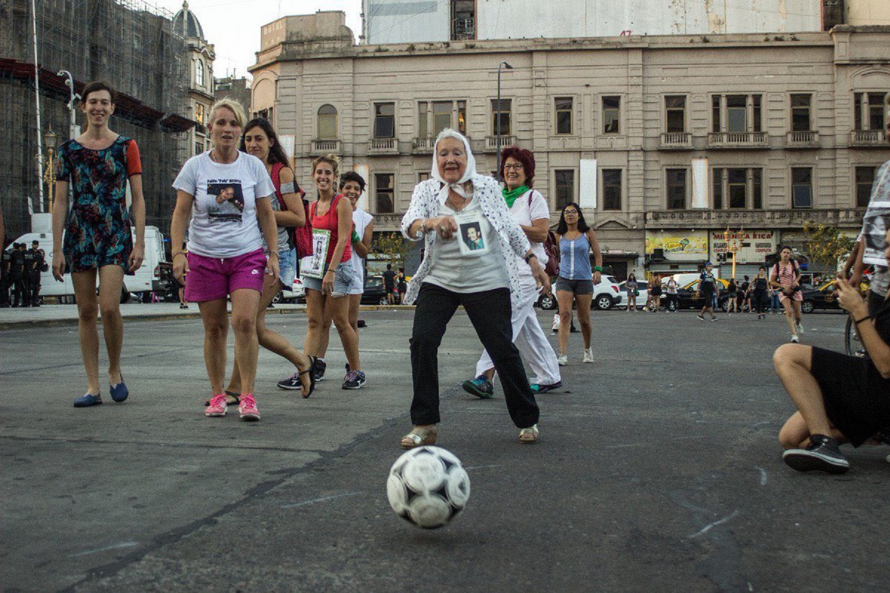 Los emotivos mensajes de despedida a la referente de Madres de Plaza de Mayo.