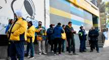 Imagen de Video | Protesta de trabajadores del Correo Argentino en Neuquén por despidos: «Ayer esenciales, hoy descartables»