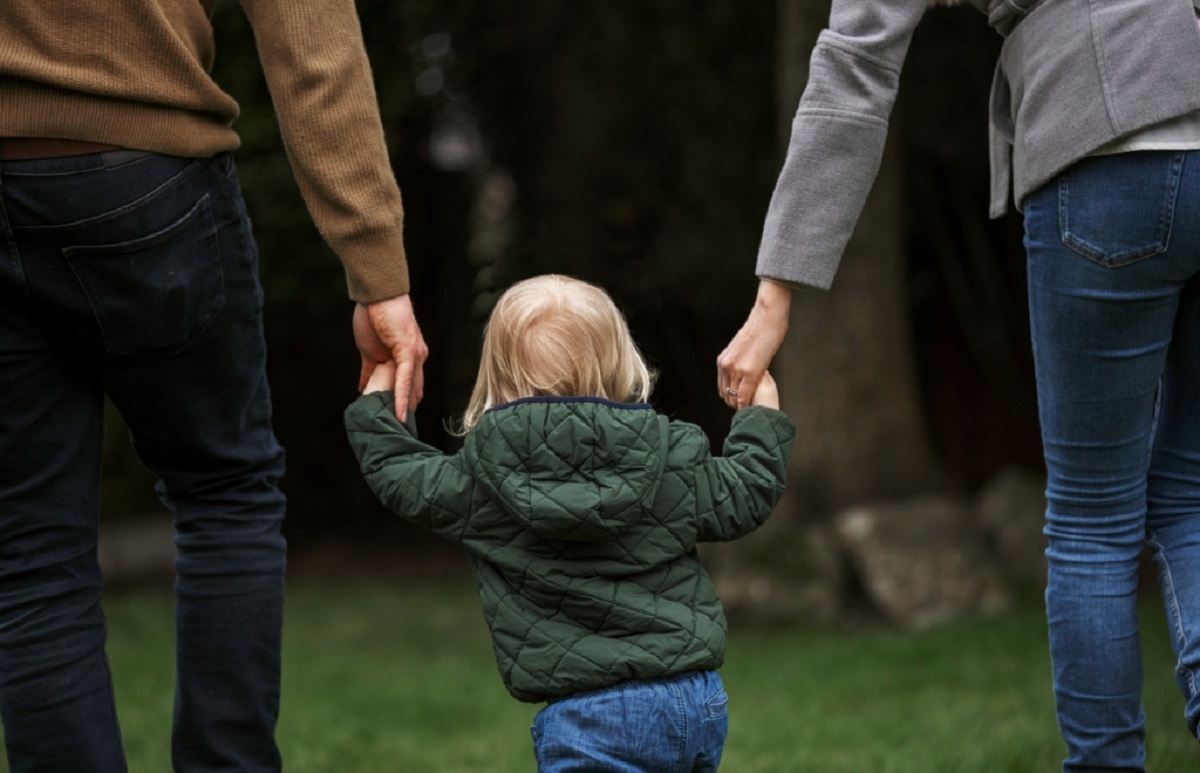 Missing Children trabaja desde 1999 la búsqueda de niños y niñas perdidos y buscados por sus familias. 
Imagen de freepik