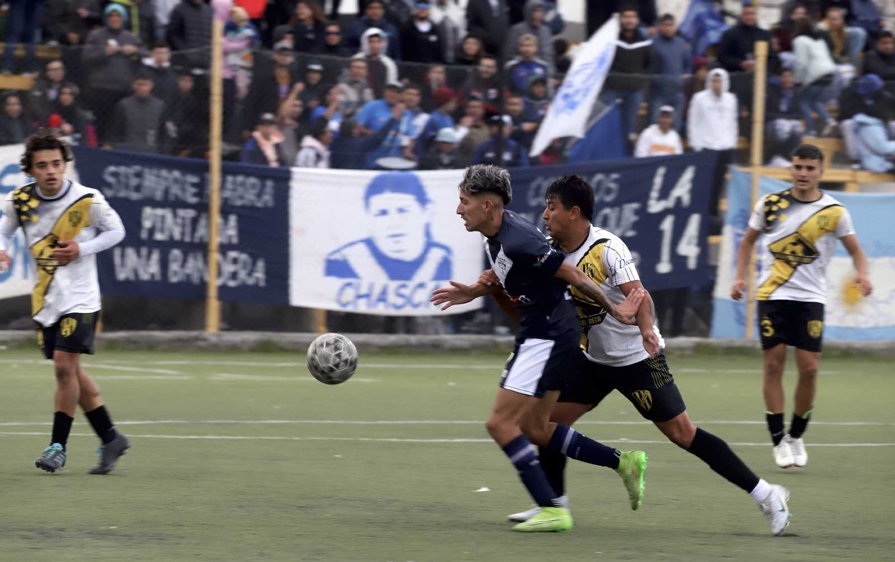 Don Bosco y Pacífico, los últimos dos de Lifune en recibir una licencia para el Regional Amateur. (Foto: Archivo Fabián Ceballos)