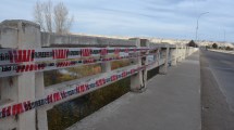 Imagen de El puente de Paso Córdoba muestra el impacto de los camiones de Vaca Muerta y los arreglos no llegan