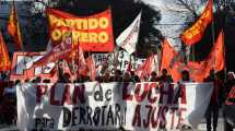 Imagen de Video | Marcharon en Cipolletti y en Roca por el paro de la CGT: hubo protestas en Viedma y Ruta 151