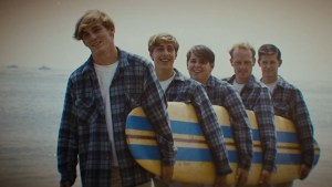 Cómo es «The Beach Boys», el gran documental de Disney sobre la banda más emblemática de California