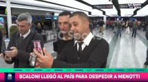 Imagen de El último adiós al Flaco Menotti: Lionel Scaloni llegó al país para el homenaje en la AFA