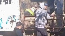 Imagen de Video | El intendente «basurero» de Río Negro, captado en pleno accionar