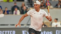 Imagen de Rafael Nadal se lució ante una multitud en la previa de Roland Garros