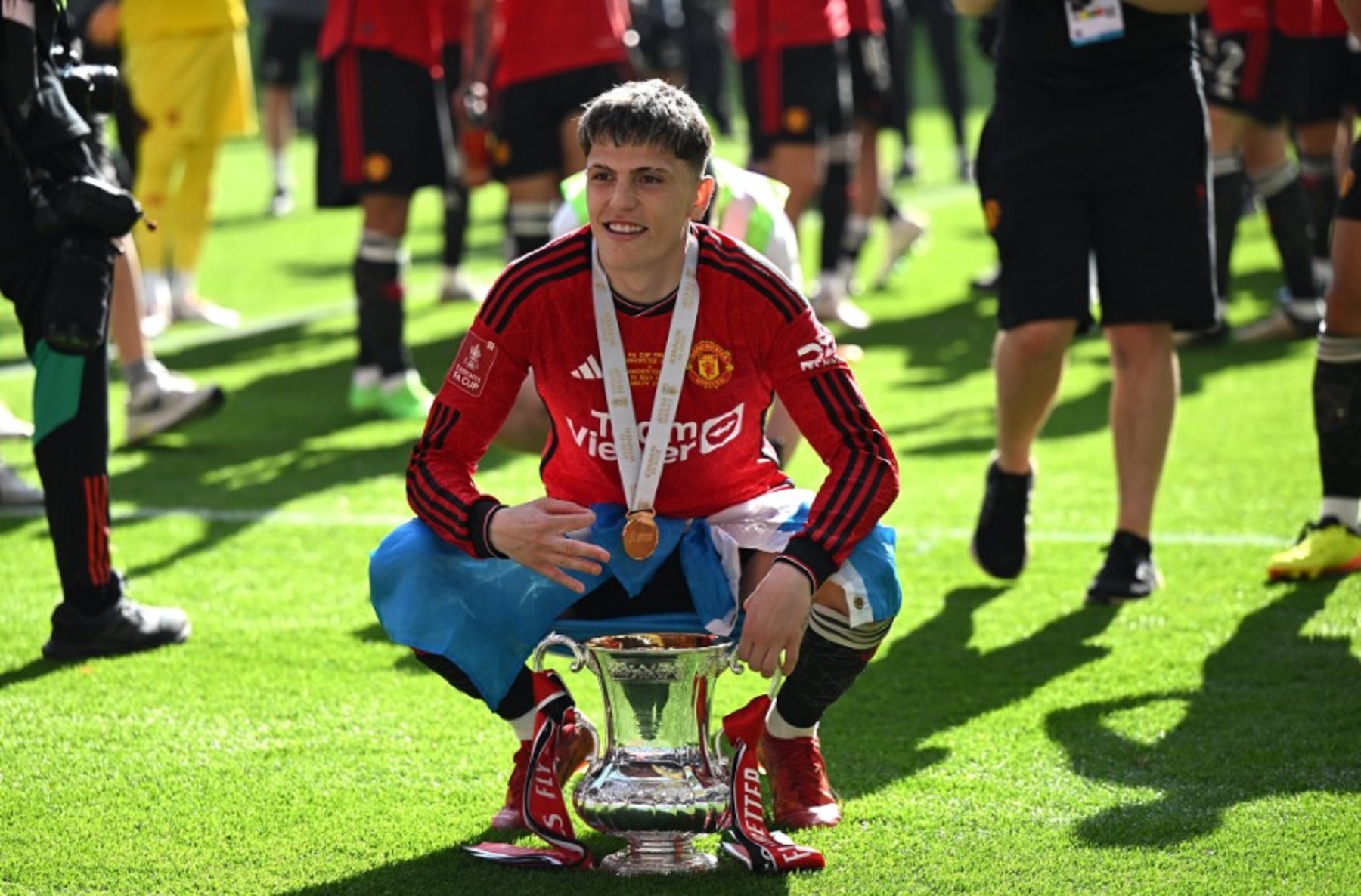 Alejandro Garnacho ganó la FA Cup con el Manchester United y es uno de los candidatos a ganar el Golden Boy.
