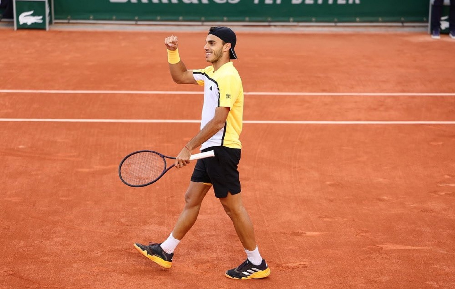 Francisco Cerúndolo selló su clasificación a la tercera ronda de Roland Garros.