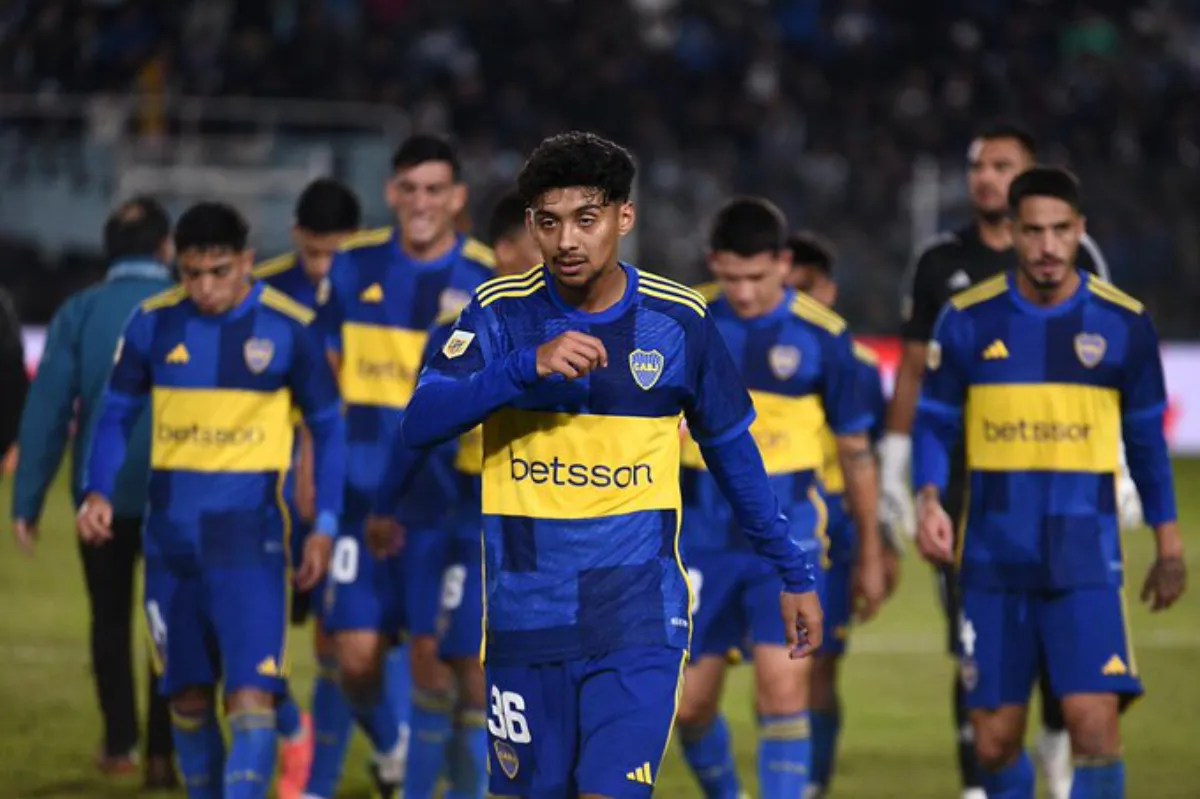 Cristian Medina vuelve a ser titular en Boca ante Talleres por la Liga Profesional.