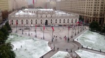 Imagen de La nieve sorprendió a Santiago de Chile: mirá las imágenes más divertidas