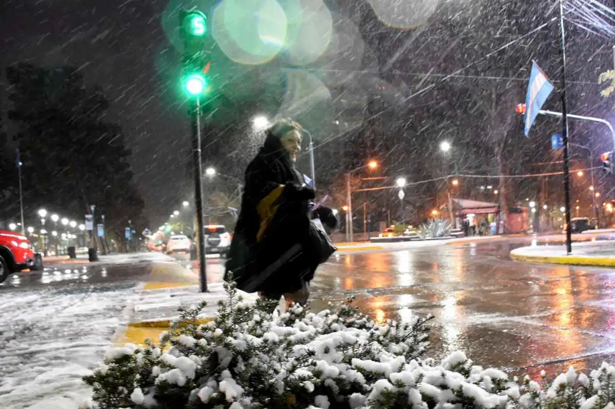 La nieve mantiene en alerta a Río Negro y Neuquén. Foto: archivo.