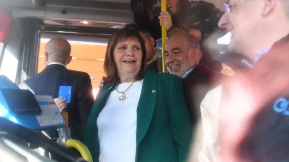 La ministra protagonizó un particular momento. 