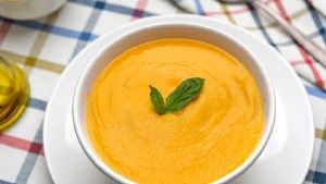 Sopa de calabaza bien cremosa en pocos pasos