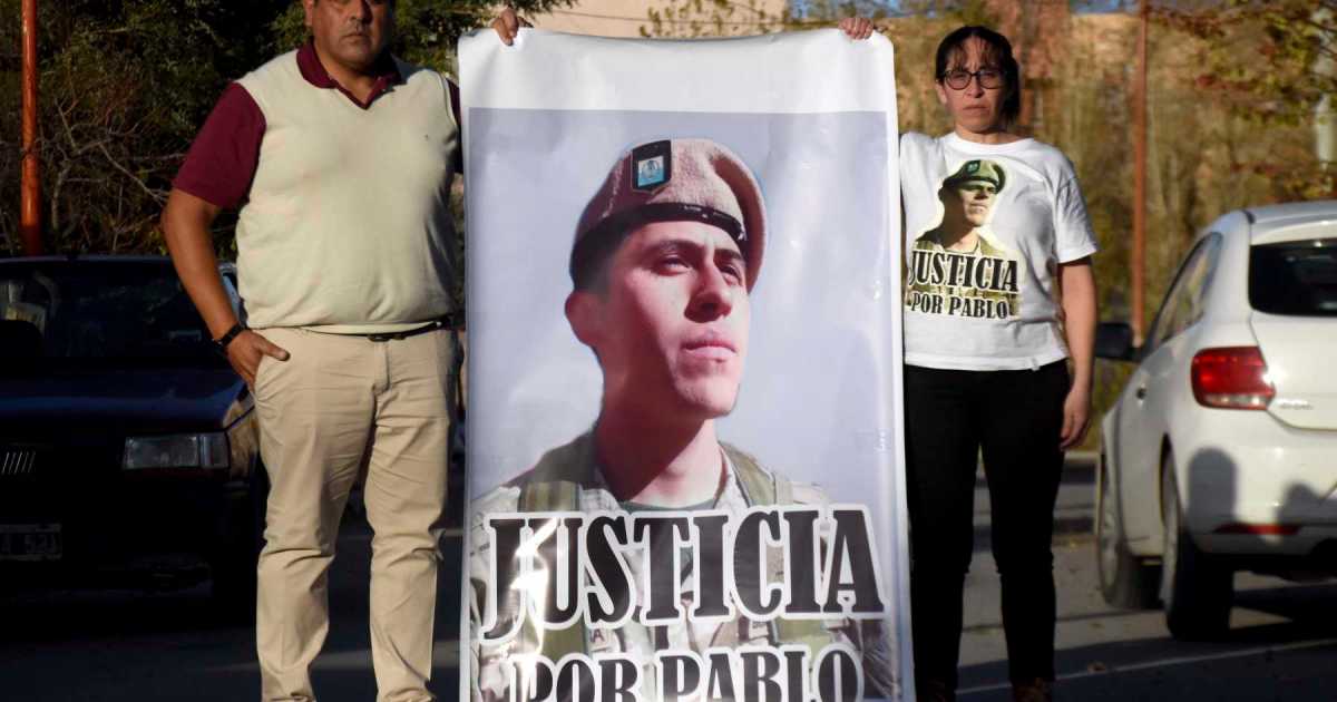 Marcharán por el crimen del soldado en Zapala este lunes: «Salimos en busca de justicia por Pablo» thumbnail