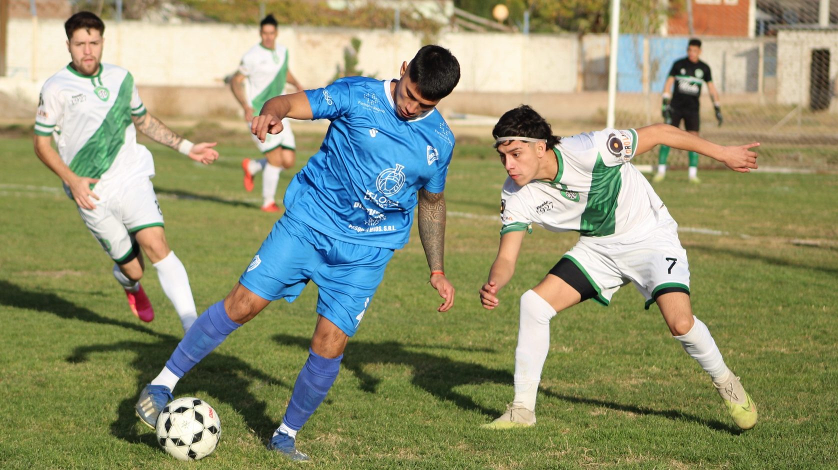 Fernández Oro y Atlético Regina se medirán por el pasaje a semifinales.