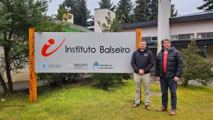 Fundación YPF firmó un convenio educativo con el Instituto Balseiro en Bariloche