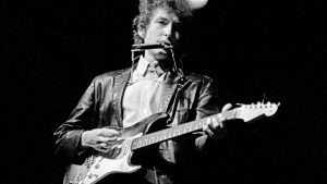 Adiós al folk: “Like a Rolling Stone”, la canción de Bob Dylan que cambió el sentido del rock