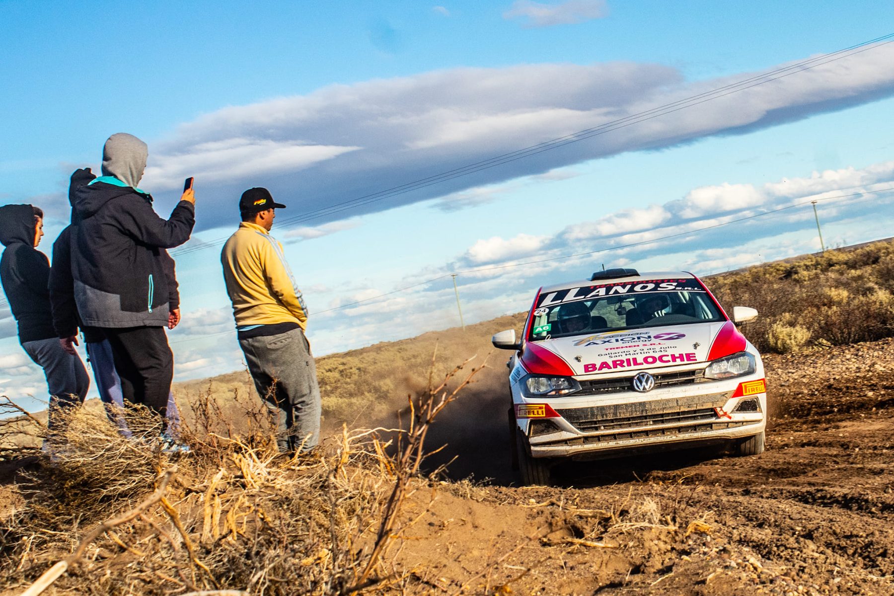 Daniel Llanos se impuso en la A-6 y en la General en Picún Leufú. (Foto: Facebook Rally Neuquino Aprryn Sur)