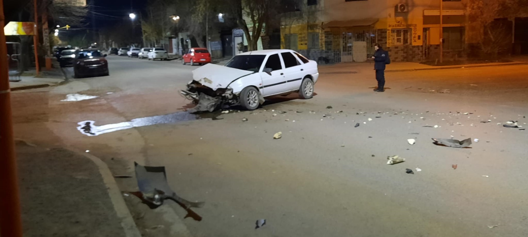 Triple choque en Cipolletti: ocurrió cerca del Club San Martín. Foto: gentileza (Miguel Parra)