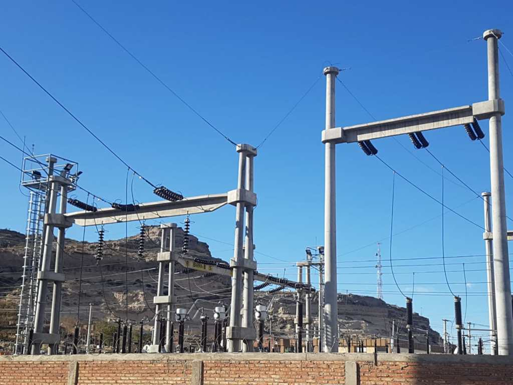 Los trabajaos estaban apuntados a la estación transformadora de Villa Regina .