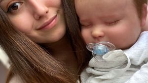 «Bebés reborn»: la nueva tendencia de comprar recién nacidos hiperrealistas, parecen reales, pero no lo son