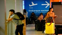 Imagen de Vuelos: dictaron la conciliación obligatoria y se podrá viajar con Aerolíneas en vacaciones de invierno