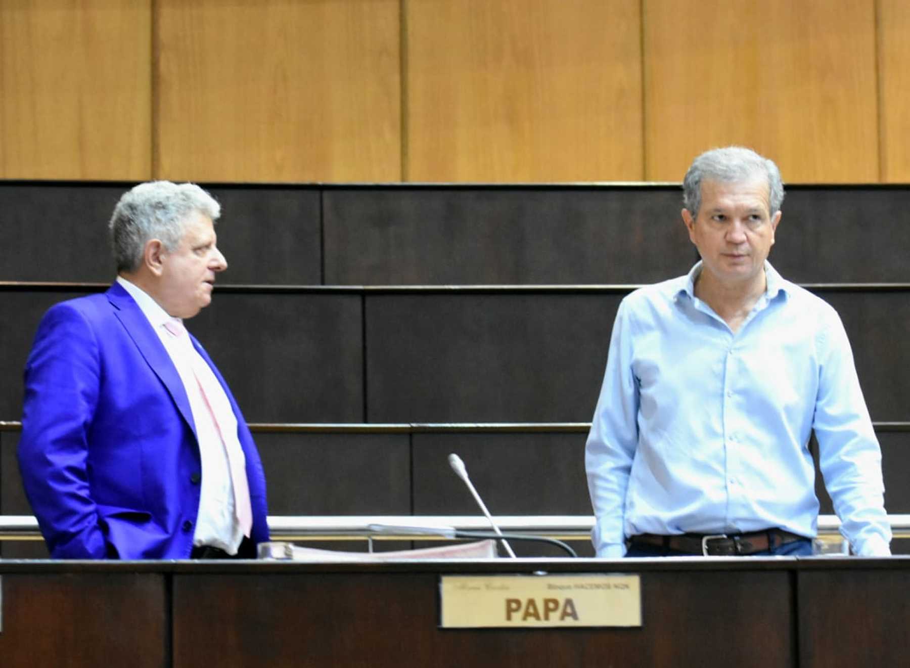 Alberto Bruno y Guillermo Monzani, integrantes de Hacemos Neuquén. Foto: Matías Subat.