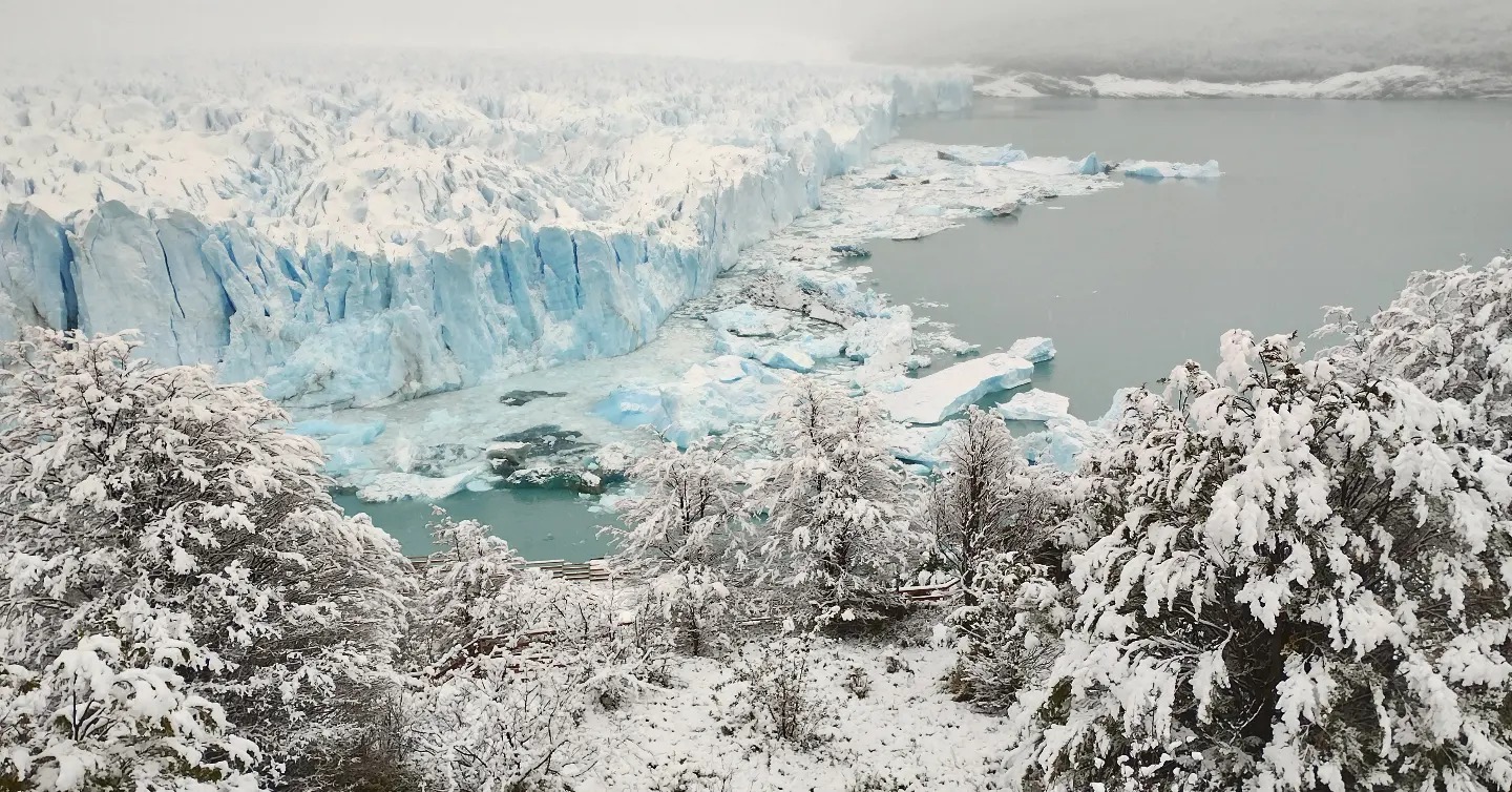 Patagonia mágica. El glaciar Perito Moreno en Santa Cruz después de la nevada. Fotos: Vanessa Haines.