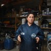 Imagen de Belén, de empleada doméstica a albañil en Roca: una obra y un sueño paralizados