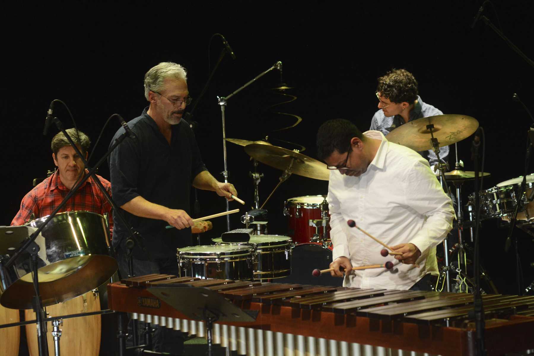 John Wooton y Roberto Palomeque, en el 22° Festival Internacional de Percusión. (Foto: Andrés Maripe)
