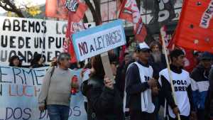 Marcha en Roca contra la Ley Bases este miércoles: qué pasa en Bariloche, Cipolletti y Viedma
