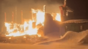 Video | Otro incendio en Caviahue consumió un refugio militar: «Los tres efectivos están en perfectas condiciones»