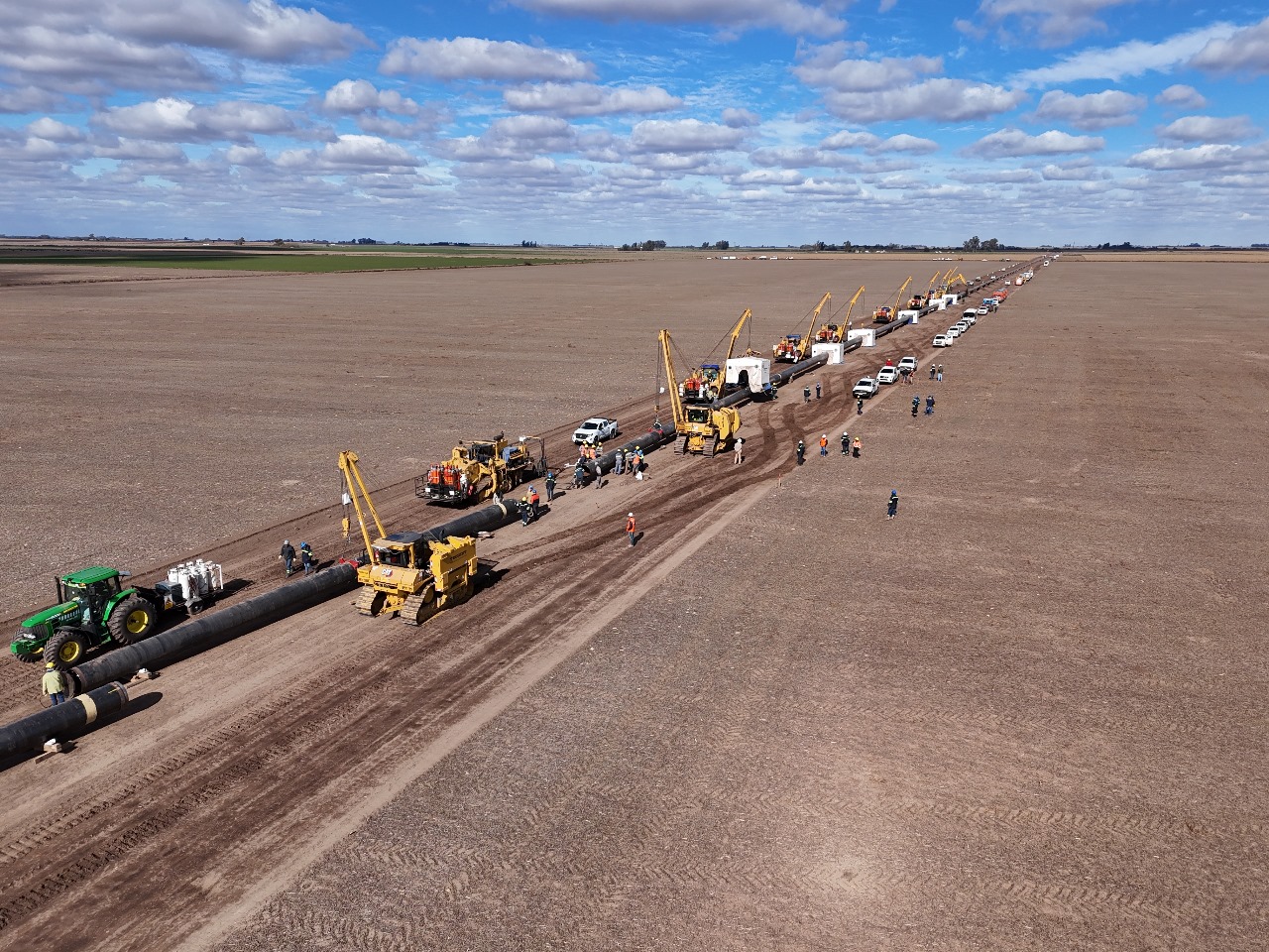 La UTE Techint - Sacde completó las soldaduras de los renglones 2 y 3 de la reversión del Gasoducto Norte.