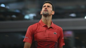 Una leyenda del tenis destrozó a Roland Garros por la lesión de Djokovic: «Si no podemos decirlo…»