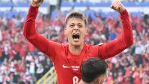 Turquía le ganó a Georgia con un gol al estilo Pity Martínez y estallaron los fanáticos de River