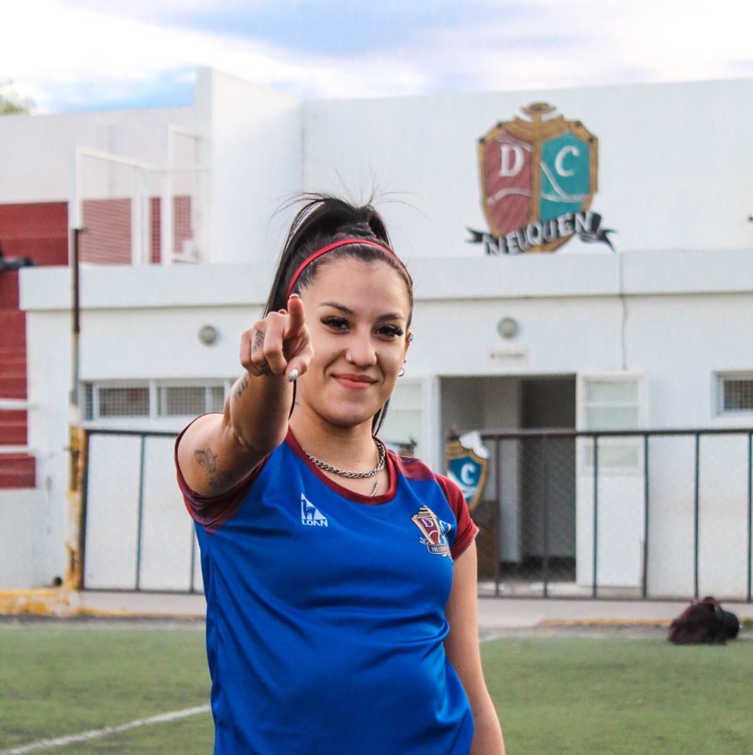 Jeni Cárdenas, la goleadora de Confluencia.