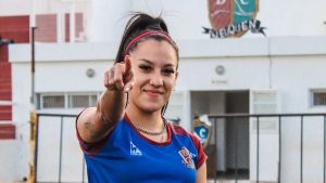 Jenifer Cárdenas, la goleadora de Confluencia que sueña con dar el gran salto