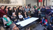 Imagen de Familiares de los detenidos durante la votación de la Ley Bases marcharan a Plaza de Mayo