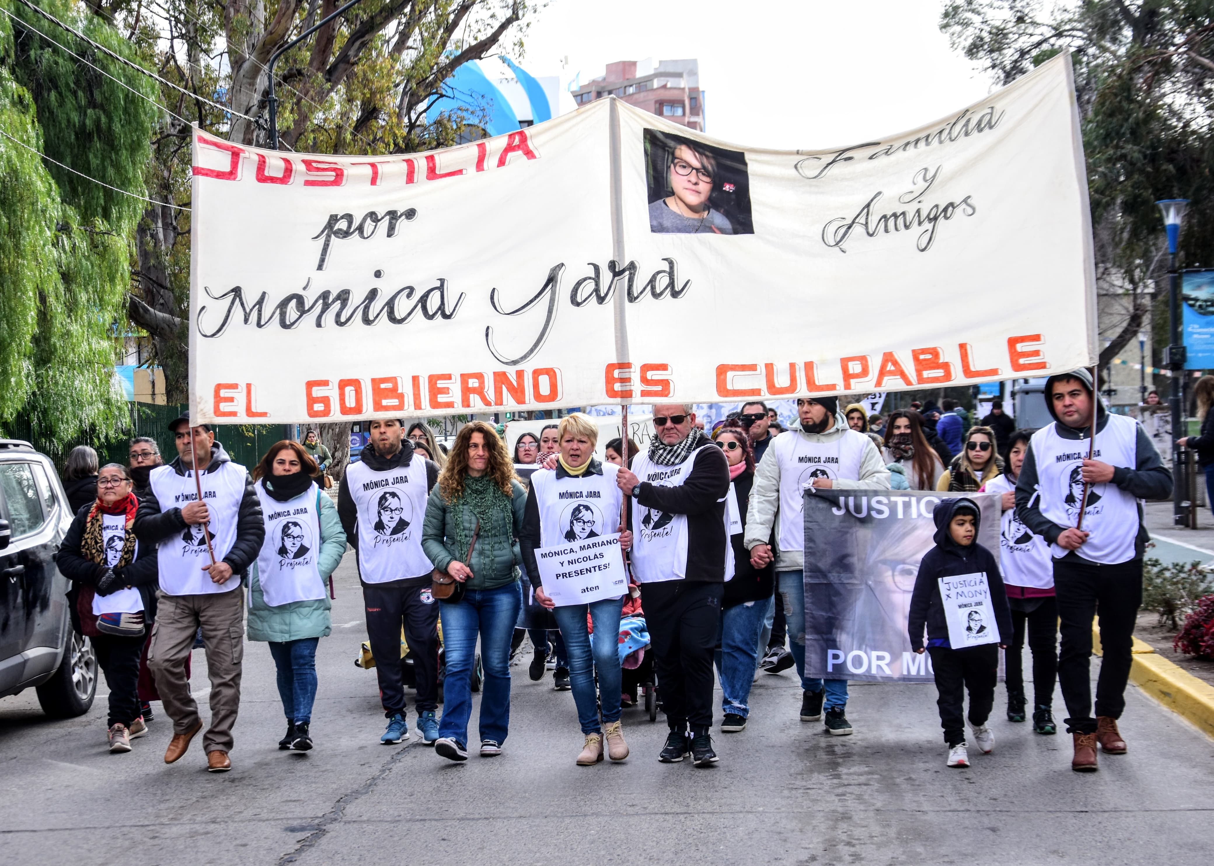 Justicia por Mónica Jara, el pedido por la maestra que murió en la explosión. Foto: Cecilia Maletti.