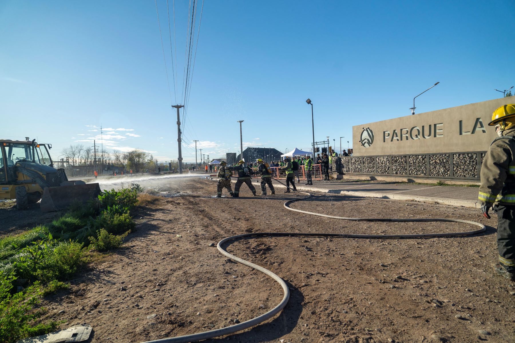 Se llevó adelante un simulacro para evaluar la respuesta de los organismos ante la rotura de un acueducto. Foto: Gentileza Oldelval