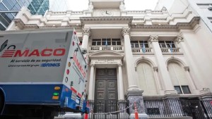 Las reservas del Banco Central siguen cayendo y el viernes hay un pago abultado al FMI