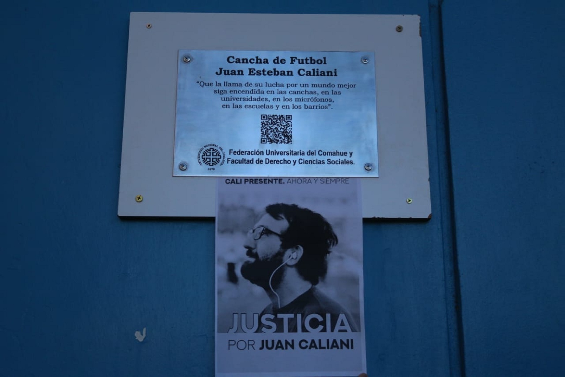 La cancha de la UNCo fue nombrada Juan Caliani. Foto Laura Lagos