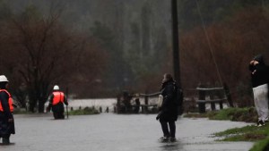 La región de Chile que limita con Neuquén en alerta máxima por las intensas lluvias: el peor temporal en 40 años