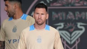 Con Messi en el banco, Argentina juega hoy el primer amistoso con Ecuador antes de la Copa América: hora, TV, formaciones