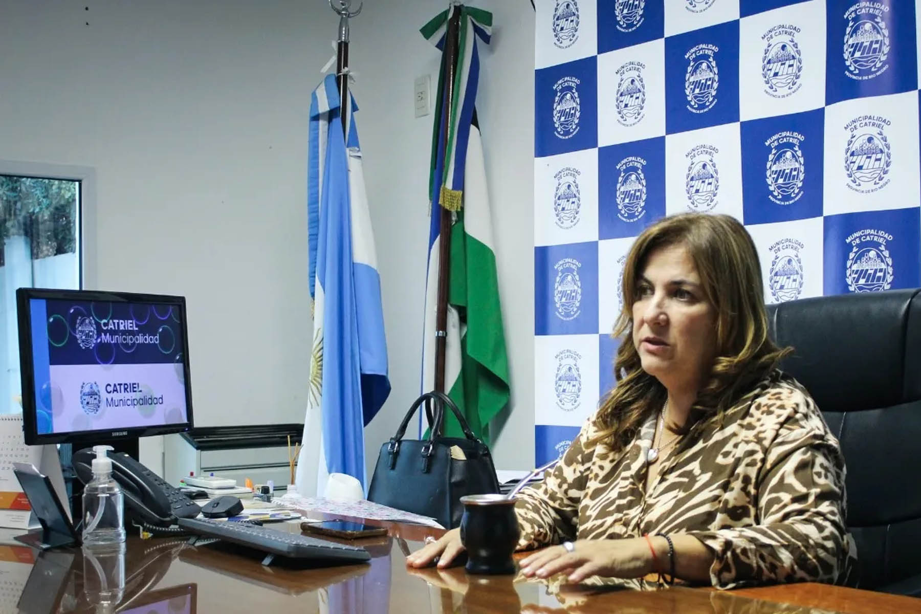 La intendenta Salzotto pide más fondos para Catriel en el proceso de renovación de los contratos petroleros. Foto Archivo.