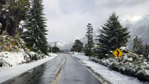 Nieve en Neuquén: cómo siguen las rutas de la provincia este domingo