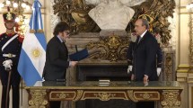 Imagen de Video: Milei le tomó juramento a Francos como jefe de Gabinete, en pleno escándalo de los alimentos