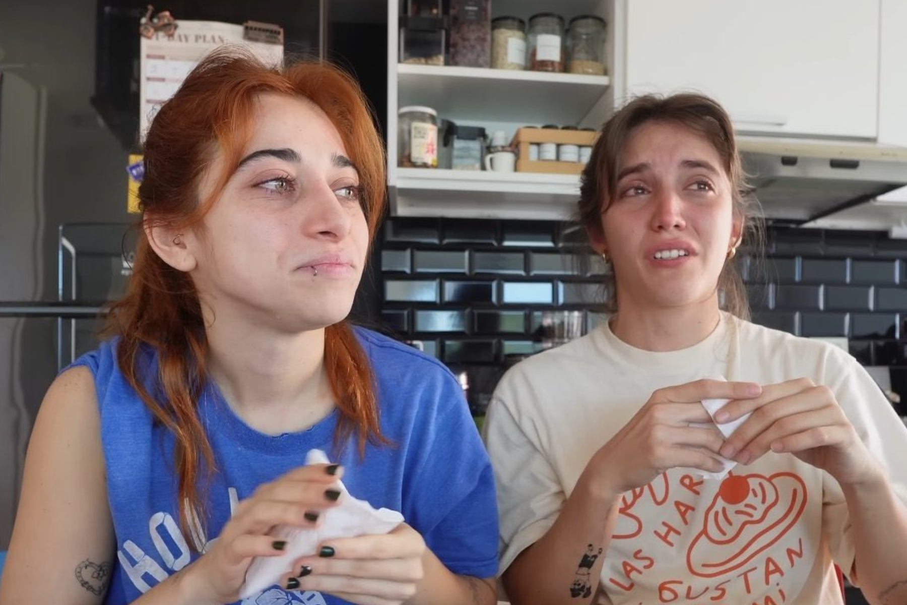 Las influencers explicaron porque decidieron terminar su relación en un emotivo vídeo. 